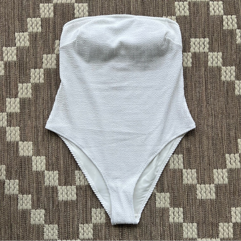 NWT H&M Textured Strapless Swimsuit Size M
